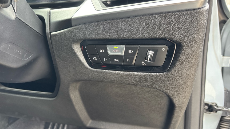 BMW 2 Series 220i M Sport 2dr Step Auto [Tech+/Pro Pack] Petrol Coupe - Image 37