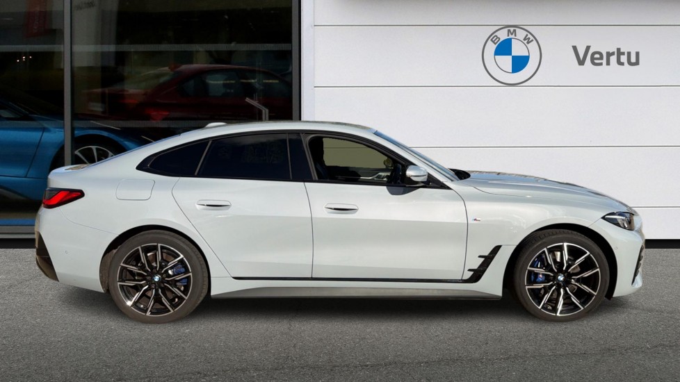 BMW i4 250kW eDrive40 M Sport 83.9kWh 5dr Auto Electric Hatchback - Image 3