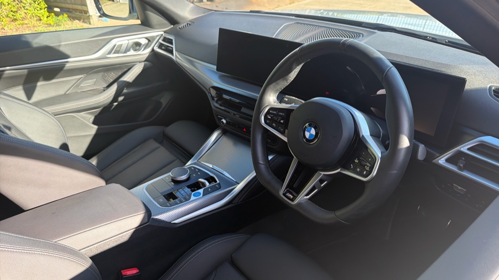 BMW i4 250kW eDrive40 M Sport 83.9kWh 5dr Auto Electric Hatchback - Image 6