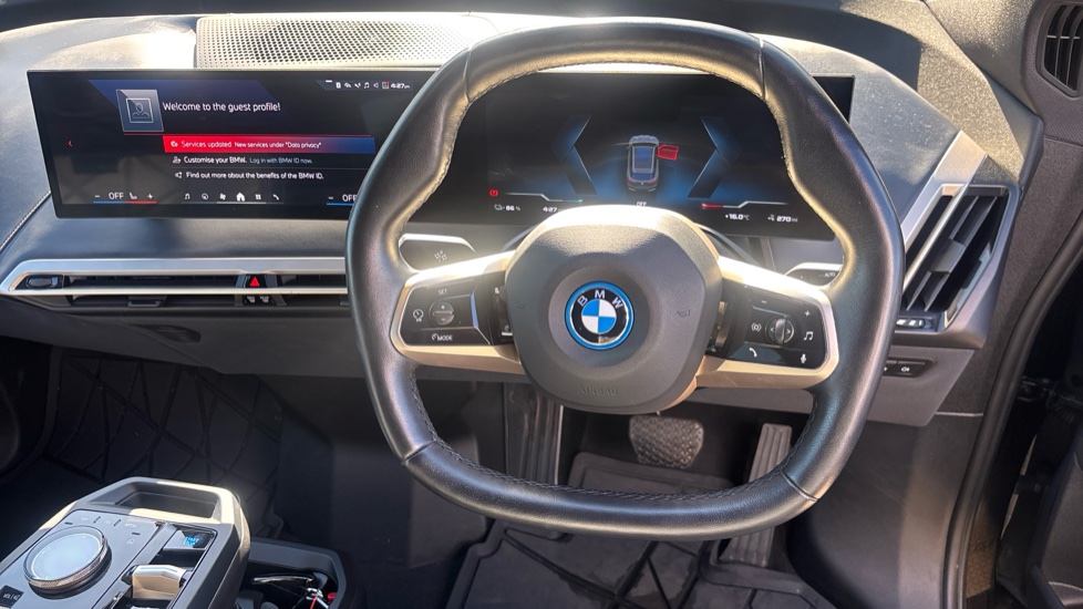BMW iX 455kW M60 111.5kWh 5dr Auto Electric Estate - Image 5
