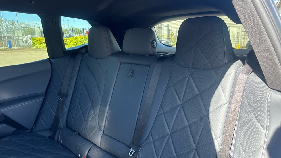 BMW iX 455kW M60 111.5kWh 5dr Auto Electric Estate - Image 12