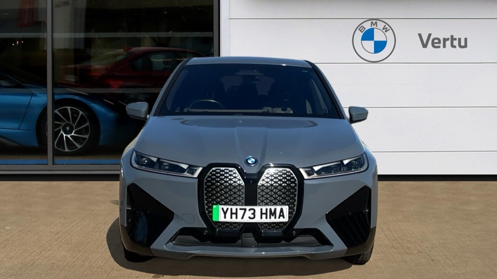 BMW iX 455kW M60 111.5kWh 5dr Auto Electric Estate - Image 16