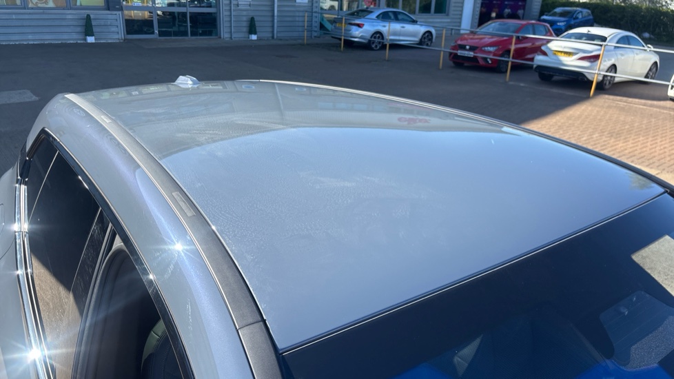 BMW iX 455kW M60 111.5kWh 5dr Auto Electric Estate - Image 21