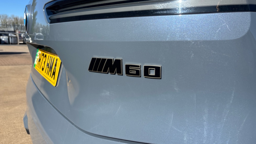 BMW iX 455kW M60 111.5kWh 5dr Auto Electric Estate - Image 24