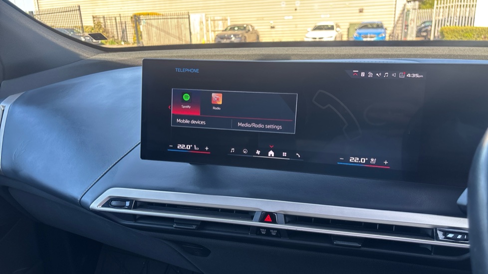 BMW iX 455kW M60 111.5kWh 5dr Auto Electric Estate - Image 72