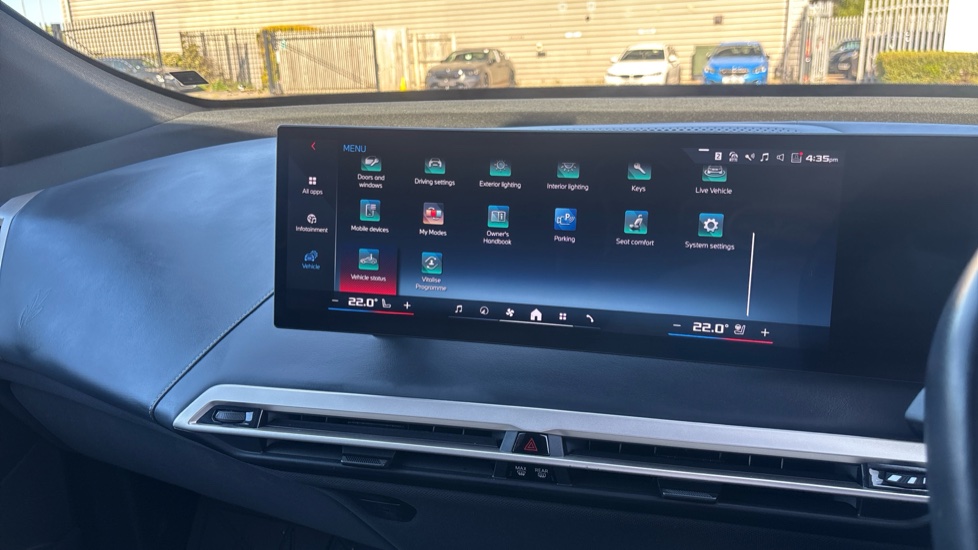 BMW iX 455kW M60 111.5kWh 5dr Auto Electric Estate - Image 73