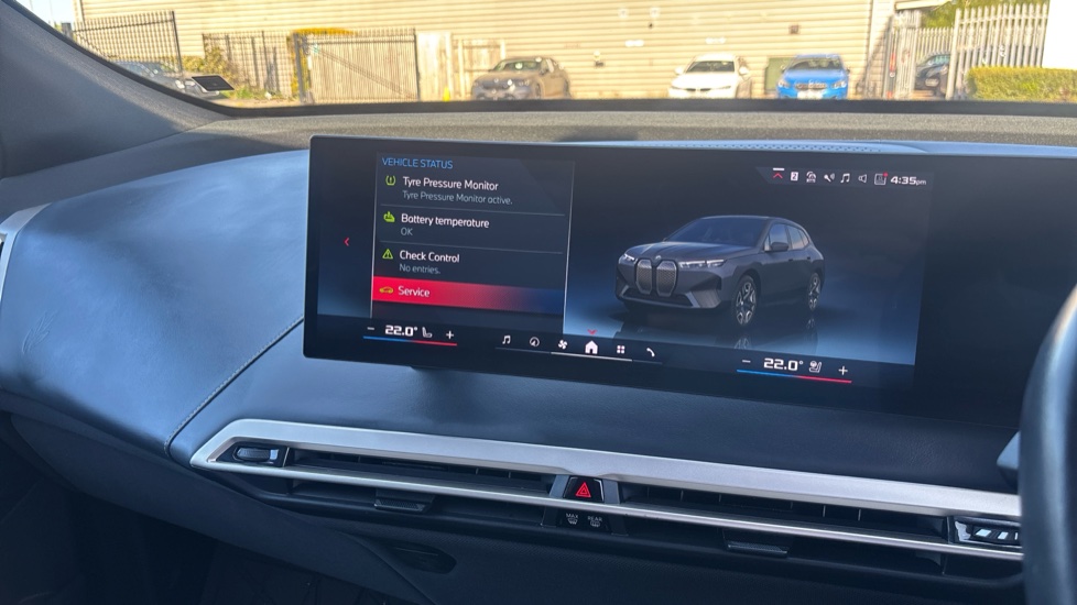 BMW iX 455kW M60 111.5kWh 5dr Auto Electric Estate - Image 74