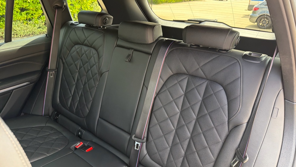 BMW X5 xDrive50e M Sport 5dr Auto [Pro Pack] Estate - Image 12