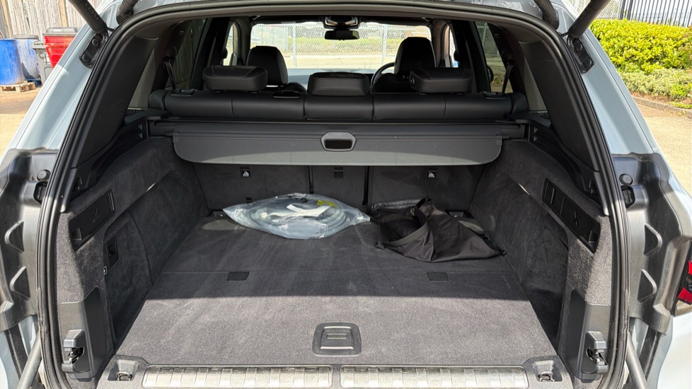 BMW X5 xDrive50e M Sport 5dr Auto [Pro Pack] Estate - Image 13