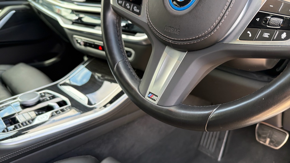 BMW X5 xDrive50e M Sport 5dr Auto [Pro Pack] Estate - Image 39