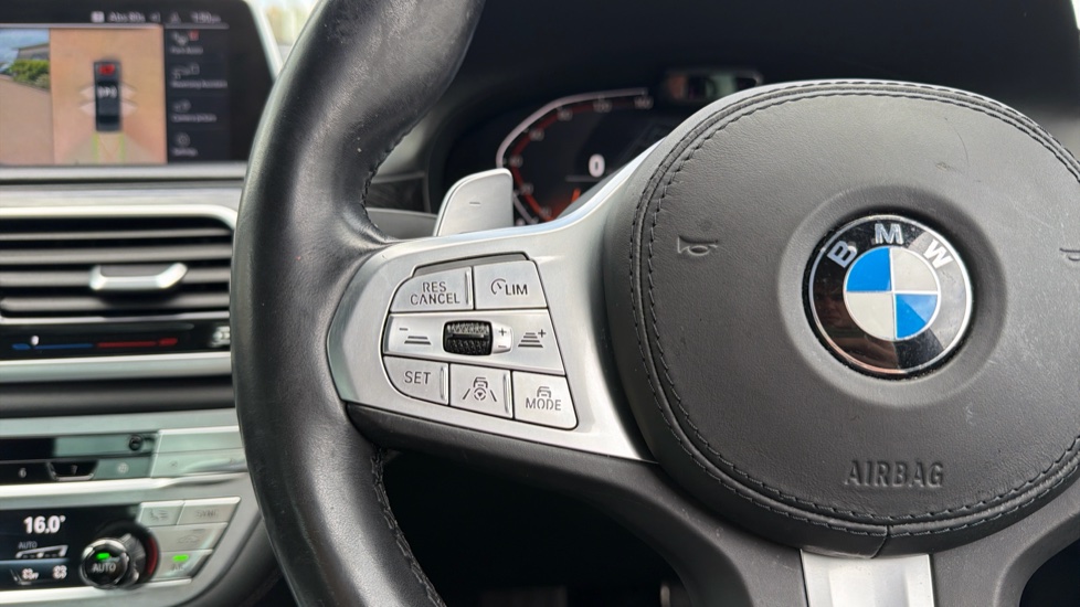 BMW 7 Series 740d xDrive M Sport 4dr Auto Diesel Saloon - Image 17