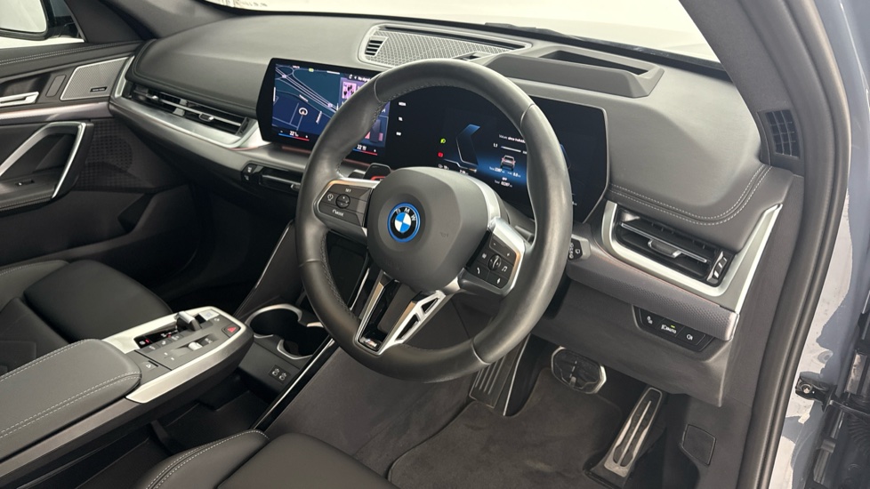 BMW iX1 150kW eDrive20 M Sport 65kWh 5dr Auto Electric Estate - Image 6