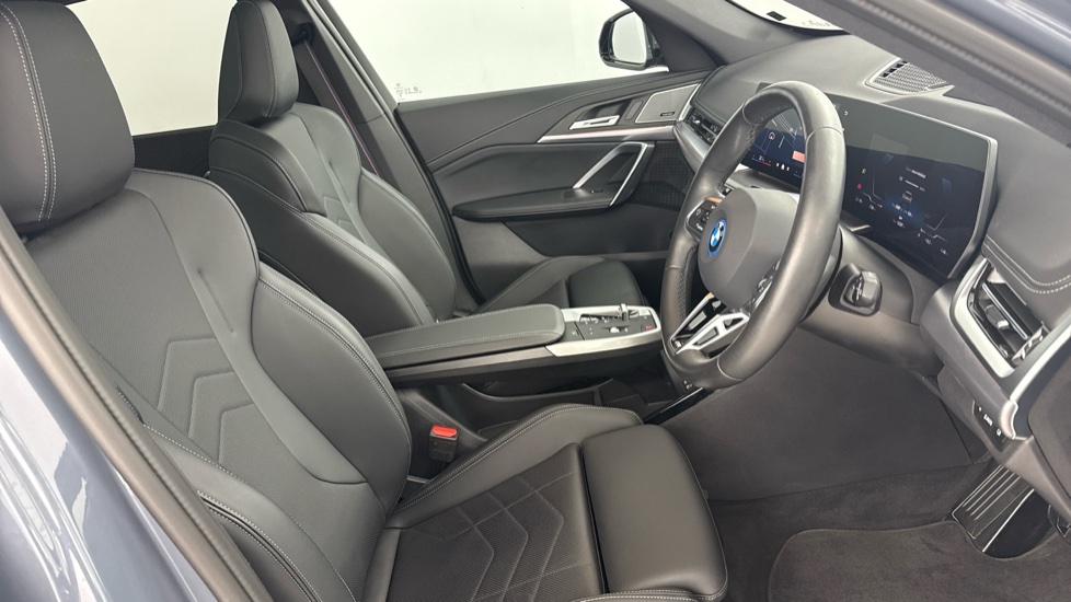 BMW iX1 150kW eDrive20 M Sport 65kWh 5dr Auto Electric Estate - Image 11