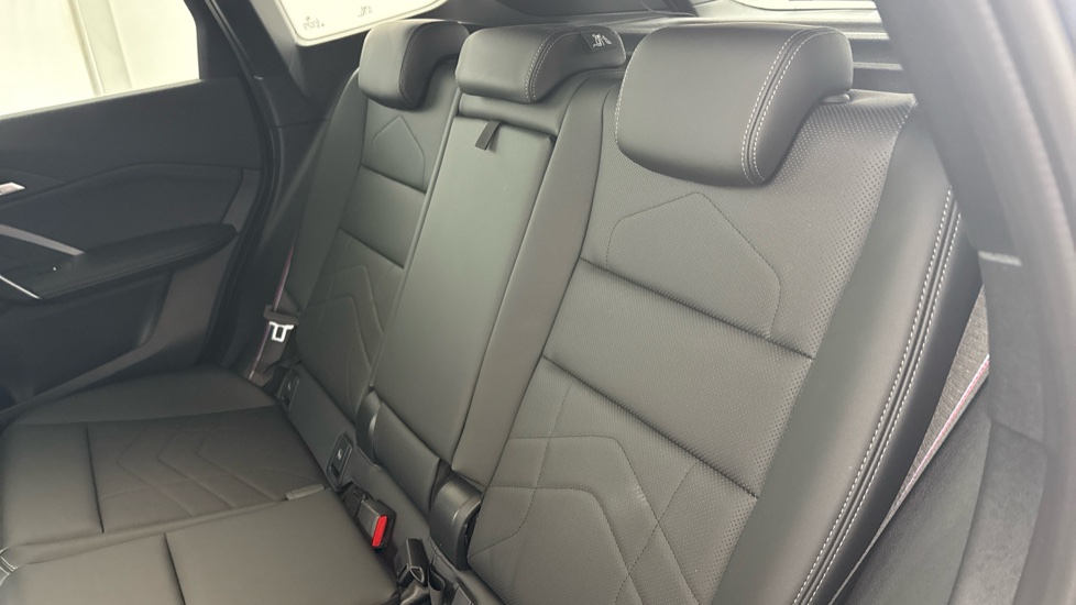 BMW iX1 150kW eDrive20 M Sport 65kWh 5dr Auto Electric Estate - Image 12
