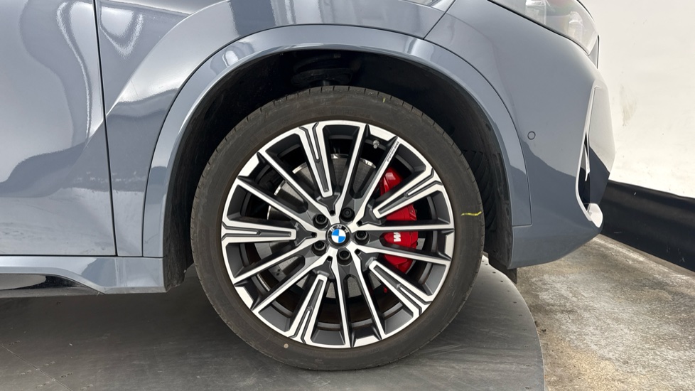 BMW iX1 150kW eDrive20 M Sport 65kWh 5dr Auto Electric Estate - Image 14