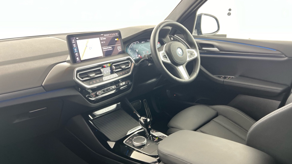 BMW X3 xDrive 30e M Sport 5dr Auto Estate - Image 7
