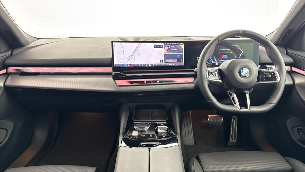 BMW 5 Series 520i M Sport 5dr Auto Petrol Estate - Image 4
