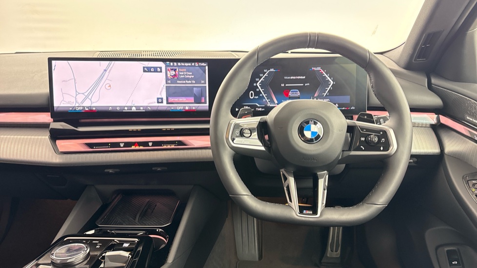 BMW 5 Series 520i M Sport 5dr Auto Petrol Estate - Image 5