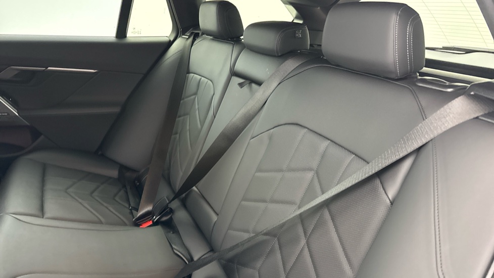 BMW 5 Series 520i M Sport 5dr Auto Petrol Estate - Image 12