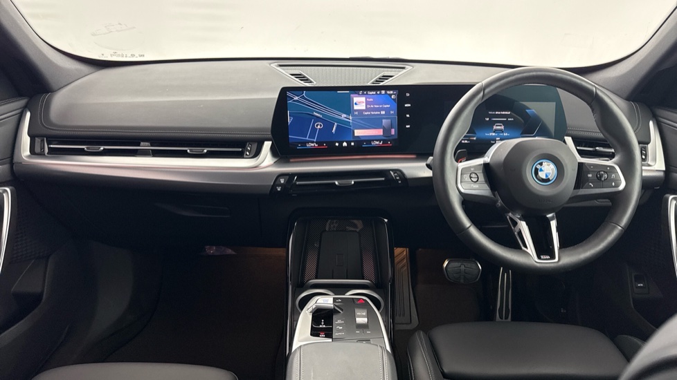 BMW iX1 150kW eDrive20 M Sport 65kWh 5dr Auto Electric Estate - Image 4