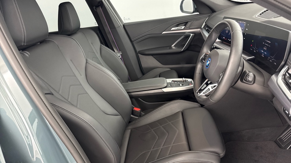 BMW iX1 150kW eDrive20 M Sport 65kWh 5dr Auto Electric Estate - Image 11