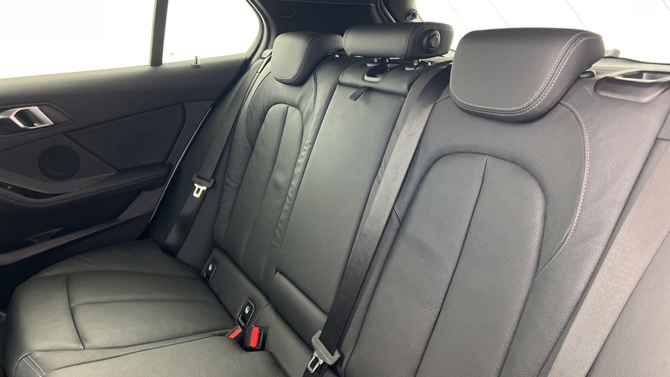BMW 1 Series 118i [136] M Sport 5dr Step Auto [LCP] Petrol Hatchback - Image 12