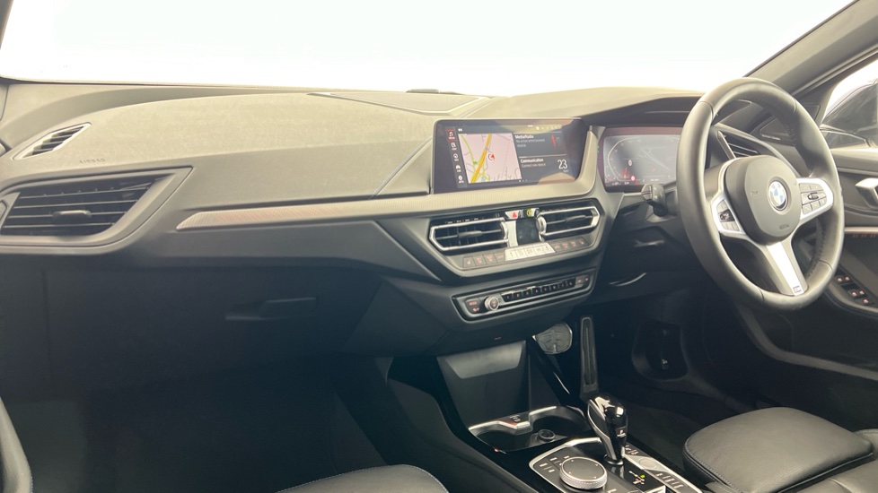 BMW 1 Series 120d M Sport 5dr Step Auto [Live Cockpit Pro] Diesel Hatchback - Image 7