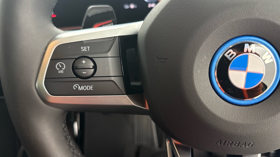 BMW iX2 230kW xDrive30 Shadow Edition 65kWh 5dr Auto Electric Hatchback - Image 17