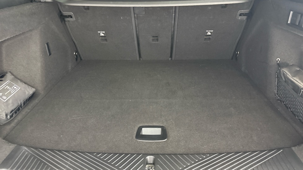 BMW X3 20 xDrive xLine 5dr Step Auto Petrol Estate - Image 13