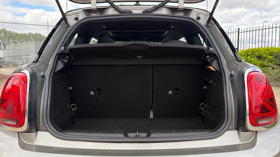 MINI Hatchback 2.0 Cooper S II 3dr Petrol Hatchback - Image 4