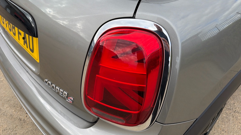 MINI Hatchback 2.0 Cooper S II 3dr Petrol Hatchback - Image 30