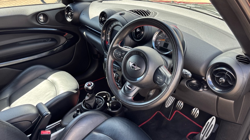 MINI Paceman 1.6 John Cooper Works ALL4 3dr Petrol Coupe - Image 11