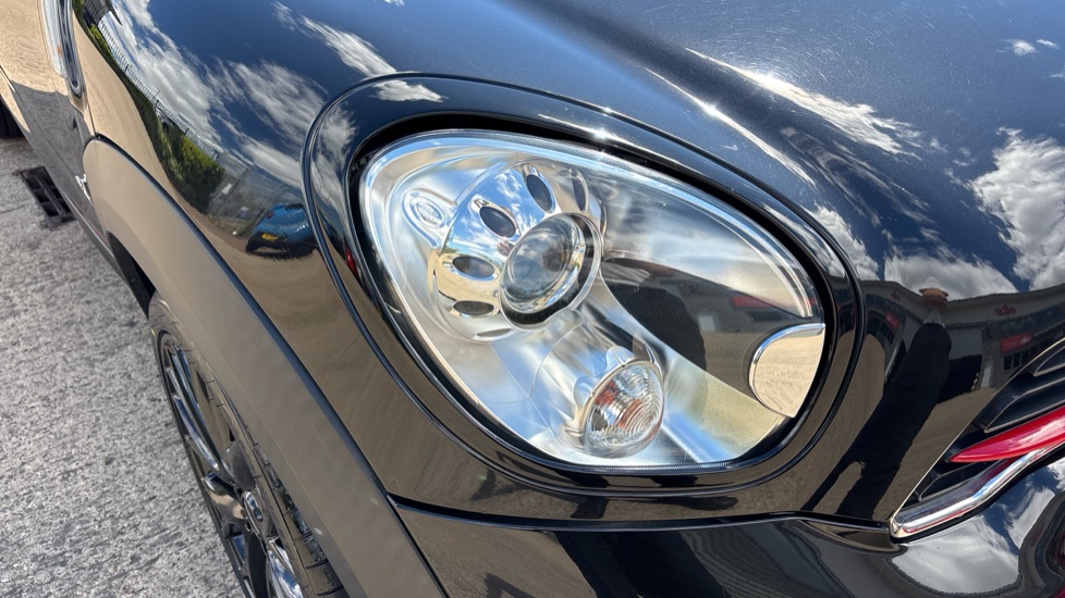 MINI Paceman 1.6 John Cooper Works ALL4 3dr Petrol Coupe - Image 21