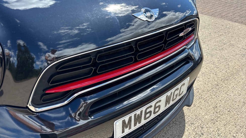 MINI Paceman 1.6 John Cooper Works ALL4 3dr Petrol Coupe - Image 24