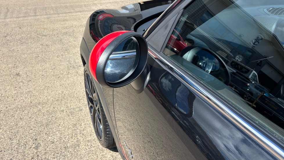 MINI Paceman 1.6 John Cooper Works ALL4 3dr Petrol Coupe - Image 29