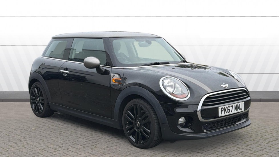 MINI Hatchback 1.5 Cooper Seven 3dr Petrol Hatchback - Image 1