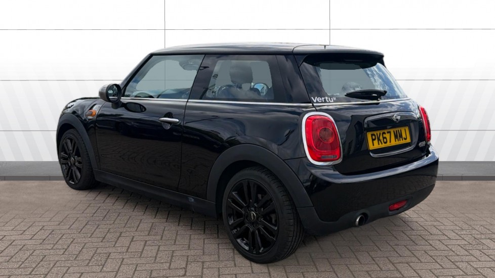 MINI Hatchback 1.5 Cooper Seven 3dr Petrol Hatchback - Image 2