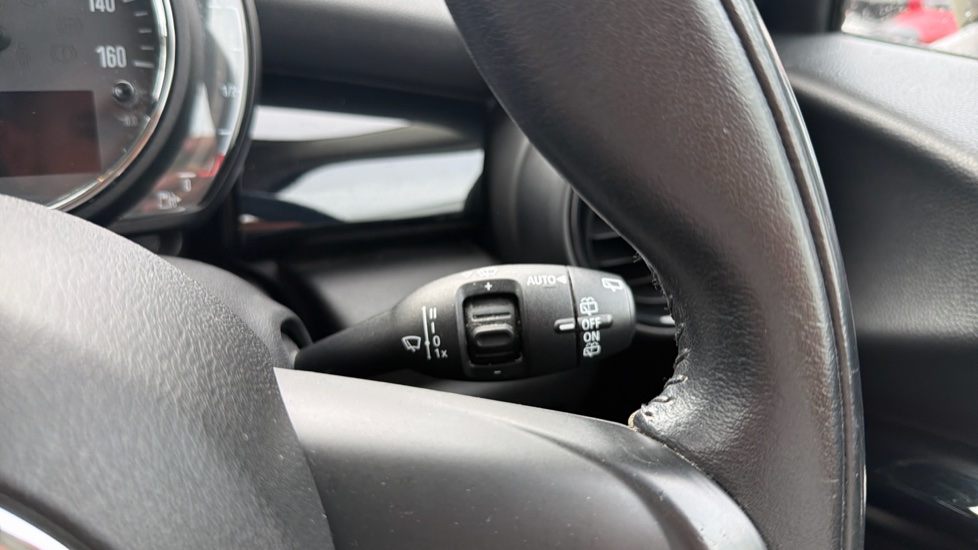 MINI Hatchback 1.5 Cooper Seven 3dr Petrol Hatchback - Image 39