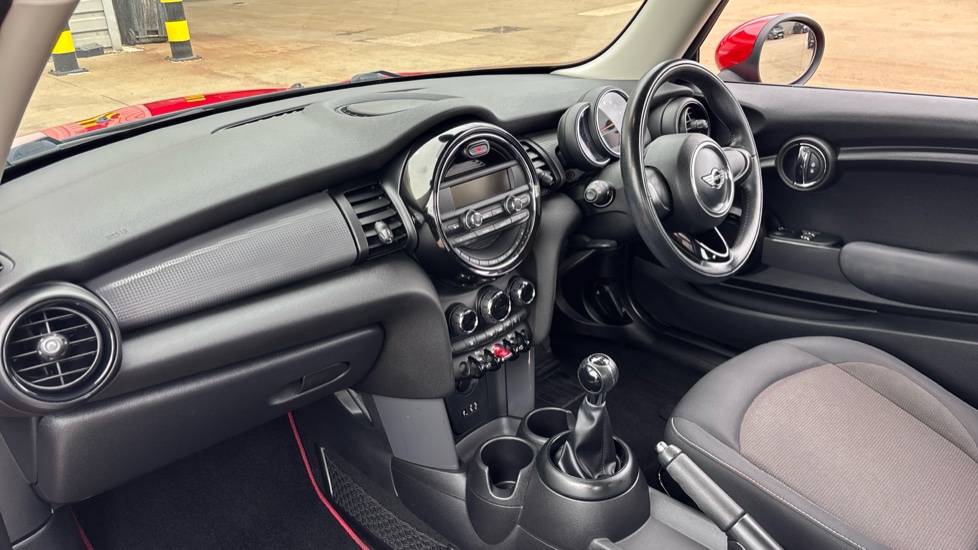 MINI Hatchback 1.2 One 3dr Petrol Hatchback - Image 9