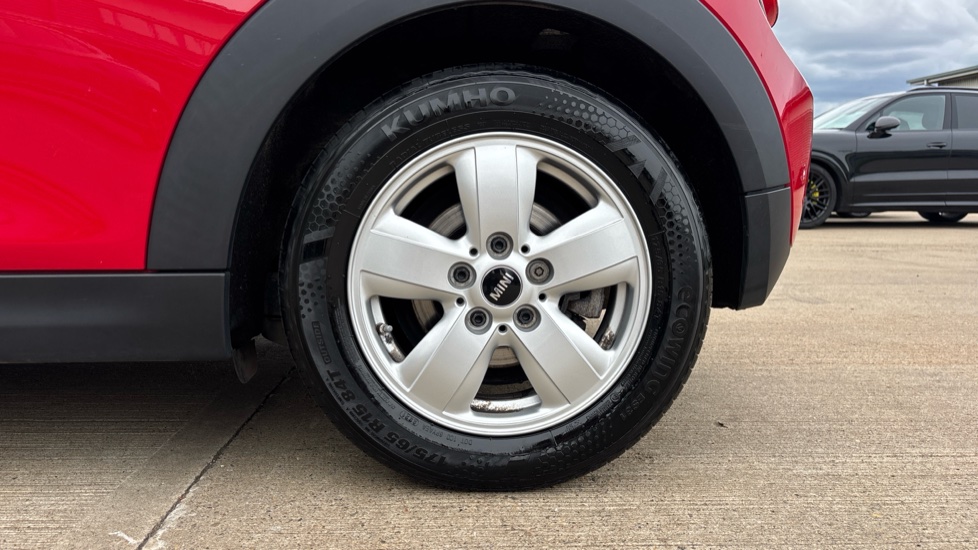 MINI Hatchback 1.2 One 3dr Petrol Hatchback - Image 28