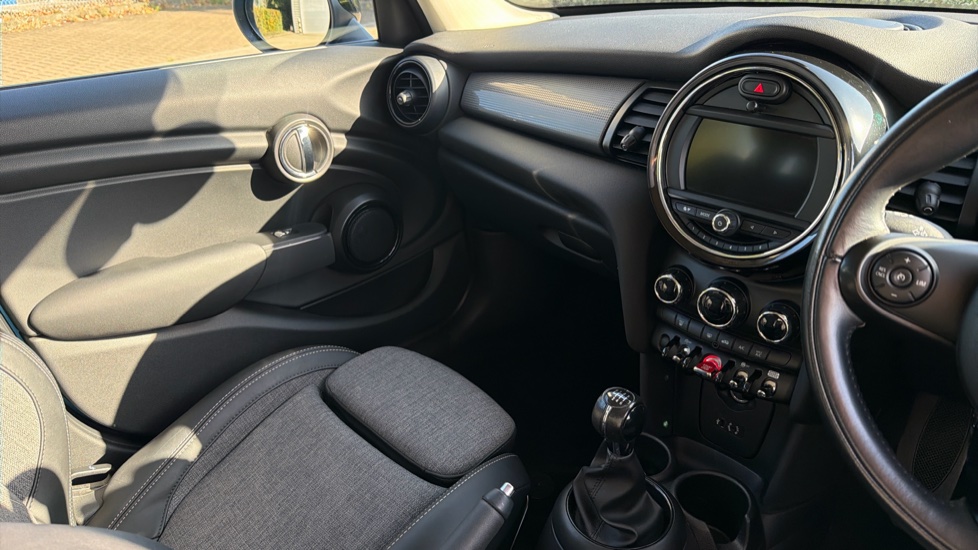 MINI Hatchback 1.5 Cooper 5dr Petrol Hatchback - Image 14