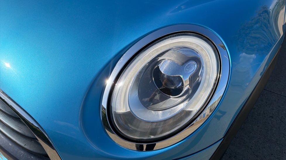 MINI Hatchback 1.5 Cooper 5dr Petrol Hatchback - Image 23