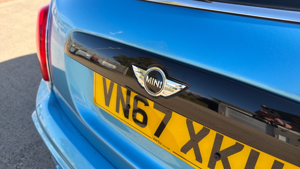 MINI Hatchback 1.5 Cooper 5dr Petrol Hatchback - Image 29