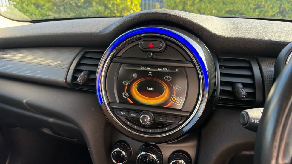 MINI Hatchback 1.5 Cooper 5dr Petrol Hatchback - Image 40