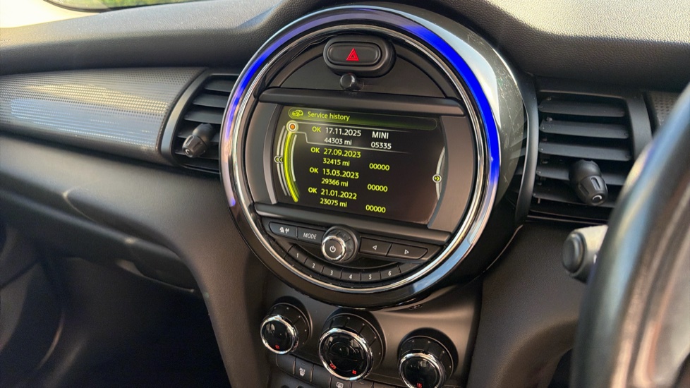 MINI Hatchback 1.5 Cooper 5dr Petrol Hatchback - Image 47