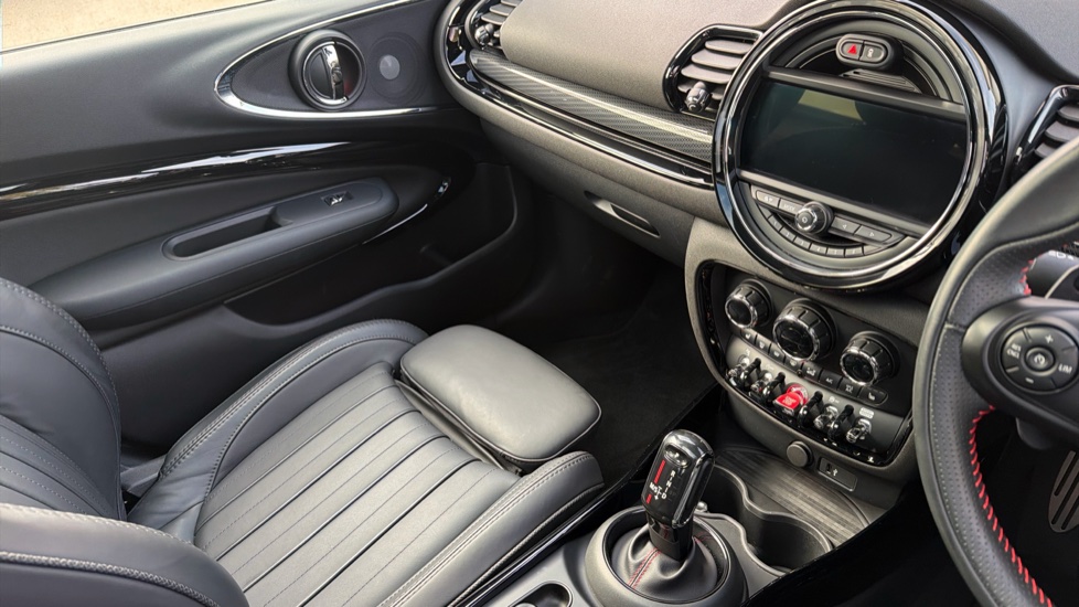 MINI Clubman 2.0 John Cooper Works ALL4 6dr Auto Petrol Estate - Image 14