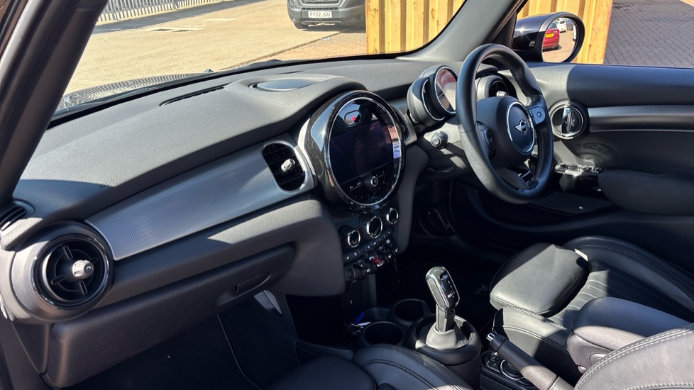MINI Hatchback 1.5 Cooper Exclusive Premium 3dr Auto Petrol Hatchback - Image 7