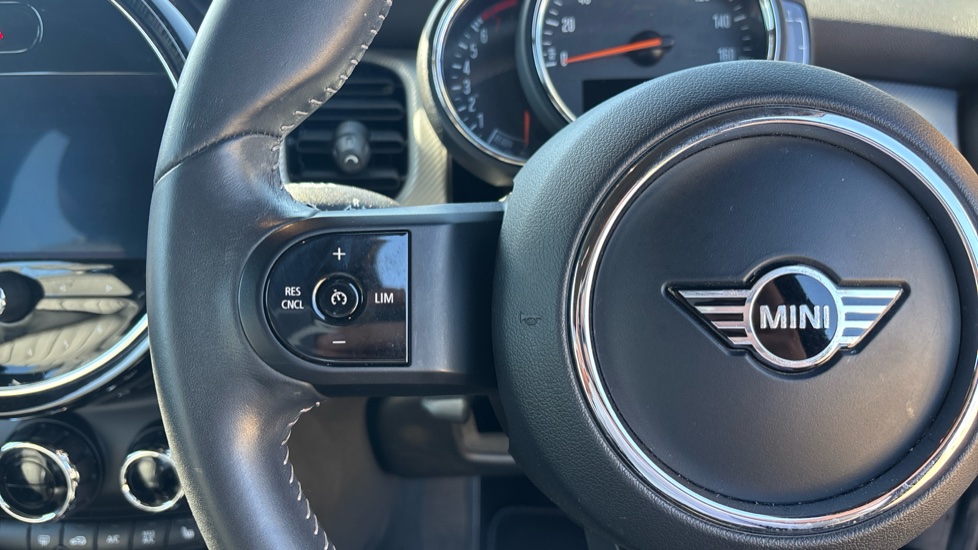 MINI Hatchback 1.5 Cooper Exclusive Premium 3dr Auto Petrol Hatchback - Image 17