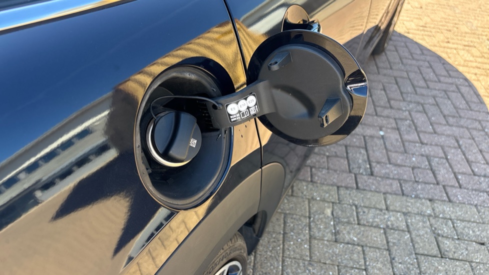 MINI Hatchback 1.5 Cooper Exclusive Premium 3dr Auto Petrol Hatchback - Image 24
