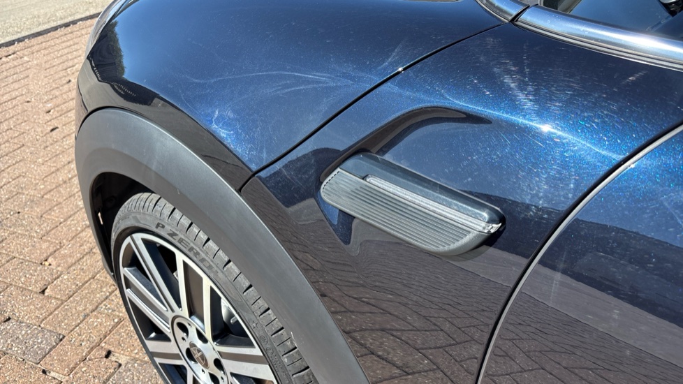 MINI Hatchback 1.5 Cooper Exclusive Premium 3dr Auto Petrol Hatchback - Image 31